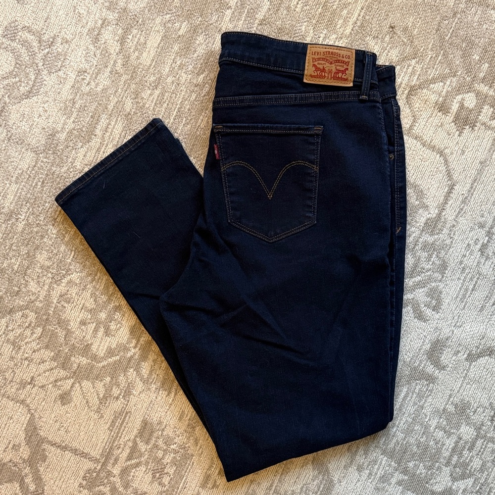 Levi's Women's Skinny Jeans - Navy